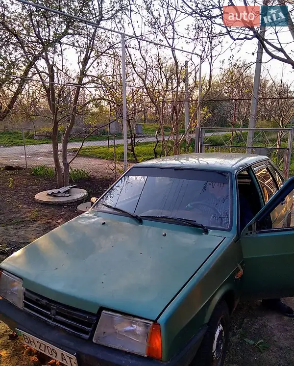 ВАЗ / Lada 21099