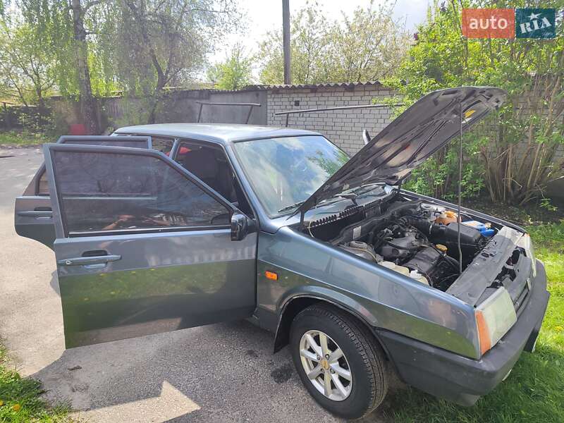 Седан ВАЗ / Lada 21099 2006 в Чернигове