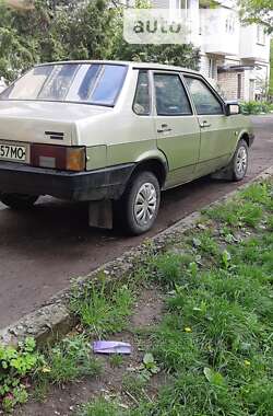 Седан ВАЗ / Lada 21099 1995 в Чернівцях