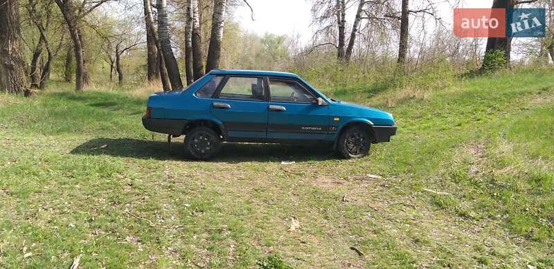 Седан ВАЗ / Lada 21099 2000 в Харкові