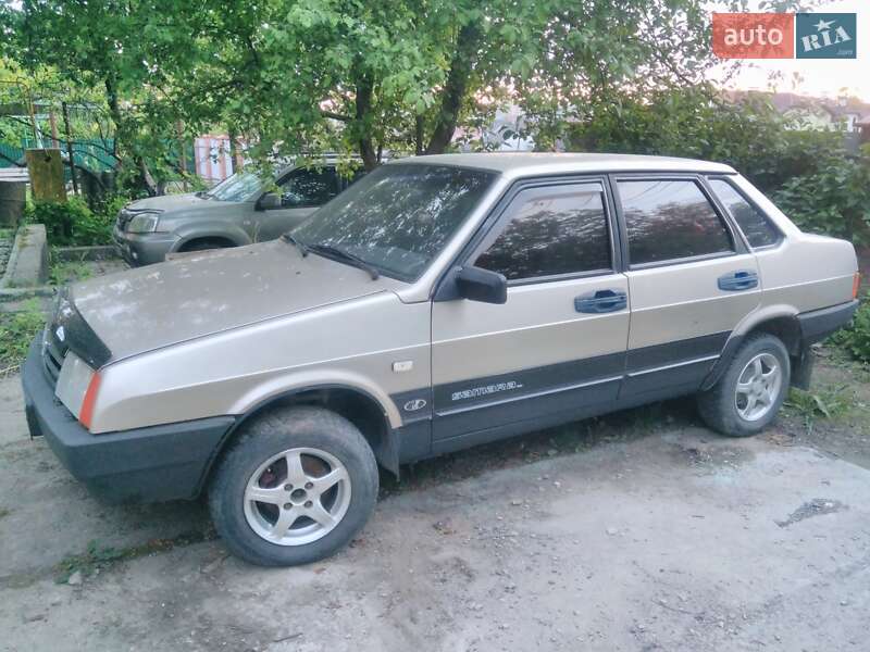 Седан ВАЗ / Lada 21099 1999 в Хмельницком