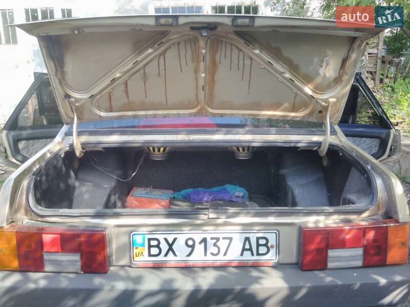 Седан ВАЗ / Lada 21099 1999 в Хмельницком