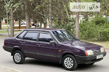 Седан ВАЗ / Lada 21099 1999 в Дніпрі