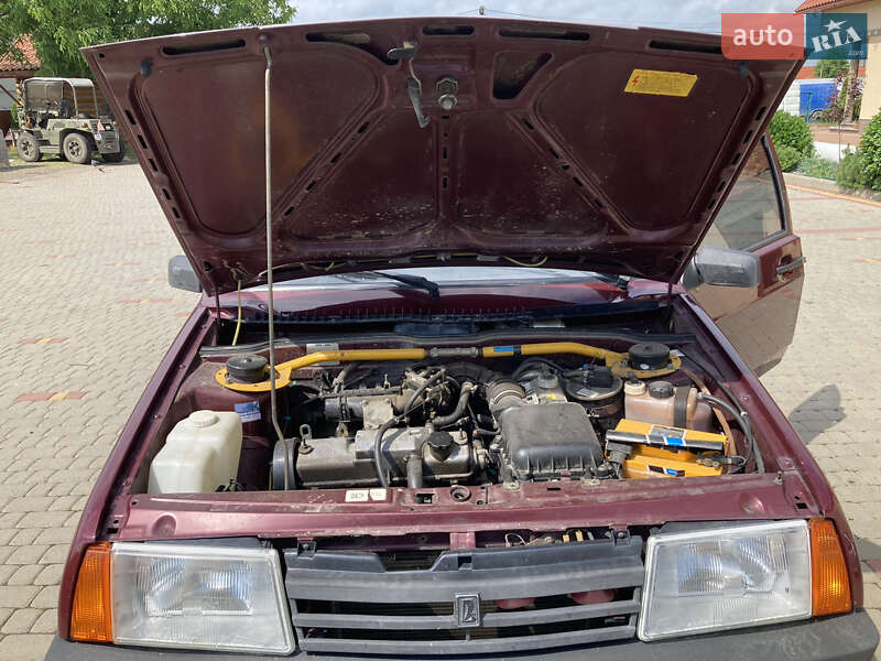 Седан ВАЗ / Lada 21099 2008 в Иршаве