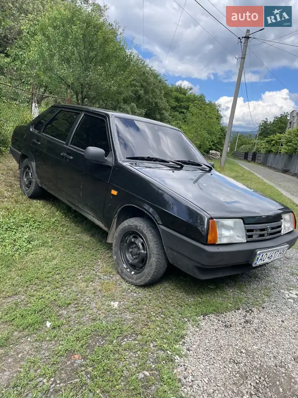 ВАЗ / Lada 21099