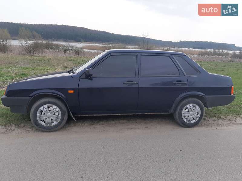 Седан ВАЗ / Lada 21099 2006 в Львове