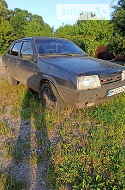 Седан ВАЗ / Lada 21099 2001 в Сумах