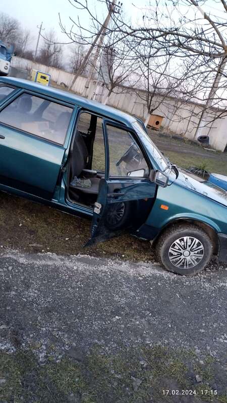 Седан ВАЗ / Lada 21099 2001 в Заліщиках фото 3 Седан ВАЗ / Lada 21099 2001 в Заліщиках