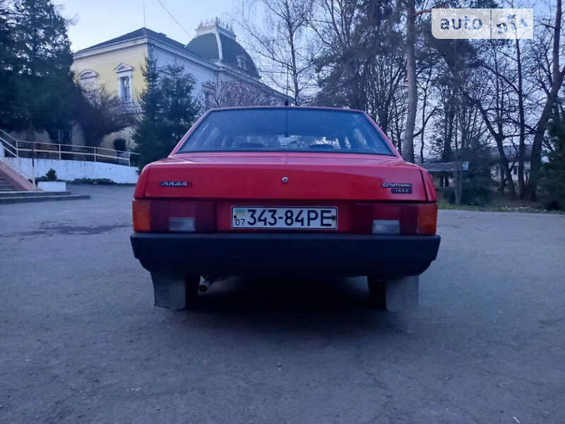 Седан ВАЗ / Lada 21099 1992 в Ужгороде
