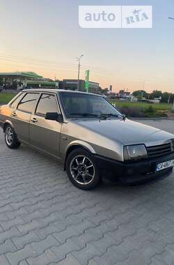 Седан ВАЗ / Lada 21099 2000 в Харькове