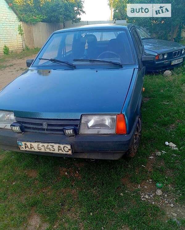 ВАЗ / Lada 21099