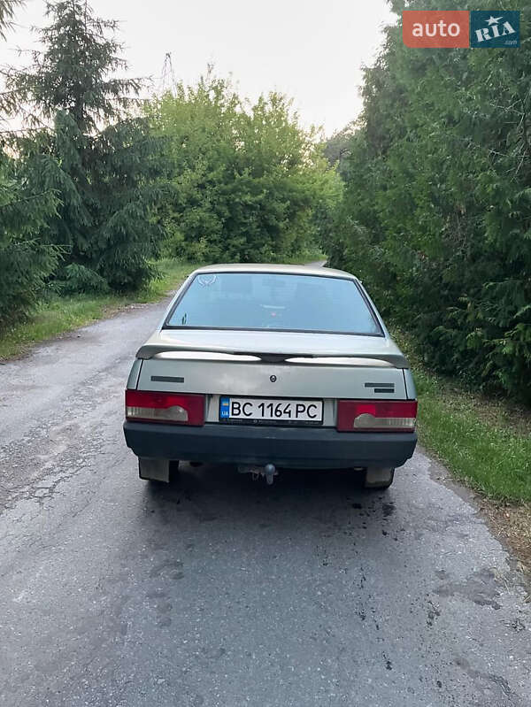 Седан ВАЗ / Lada 21099 2002 в Радивиліві фото 3 Седан ВАЗ / Lada 21099 2002 в Радивиліві