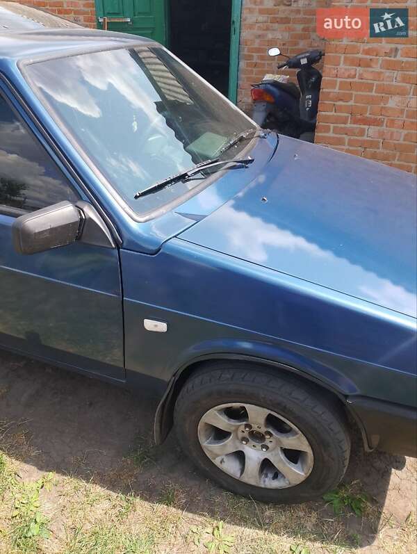 Седан ВАЗ / Lada 21099 1995 в Опішне