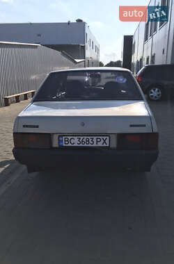 Седан ВАЗ / Lada 21099 2009 в Львове