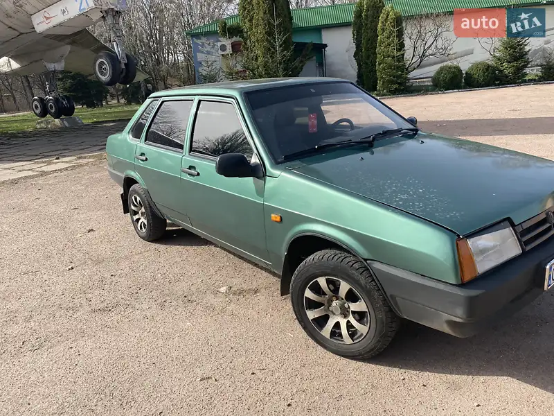 ВАЗ / Lada 21099