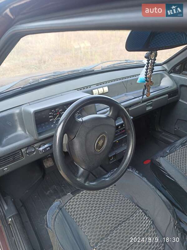 Седан ВАЗ / Lada 21099 1996 в Запорожье
