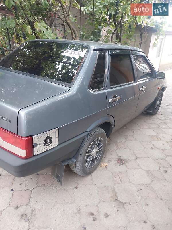 Седан ВАЗ / Lada 21099 2009 в Снигиревке