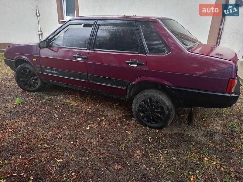 Седан ВАЗ / Lada 21099 1997 в Городенці