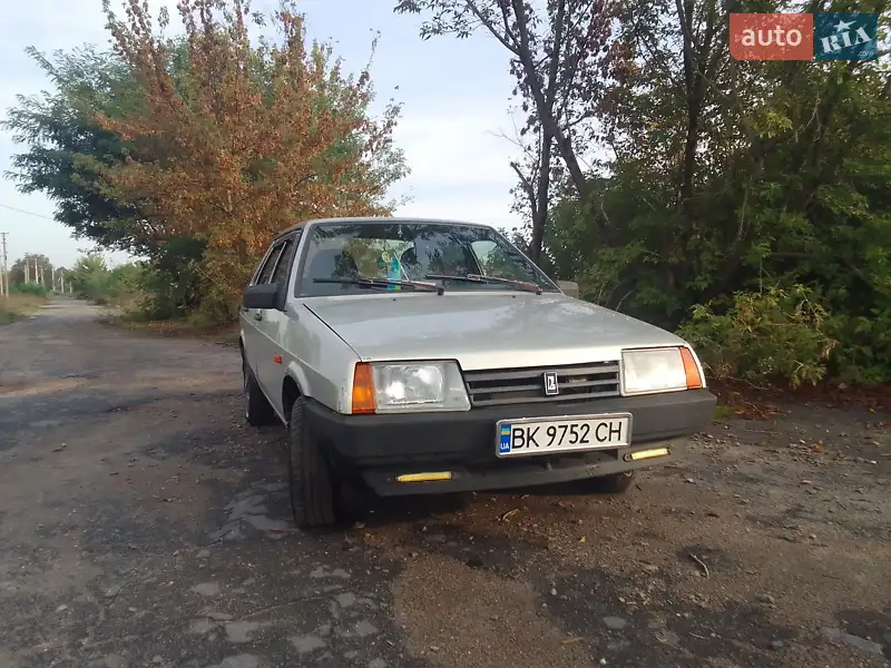 ВАЗ / Lada 21099