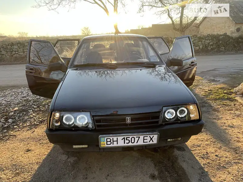 ВАЗ / Lada 21099