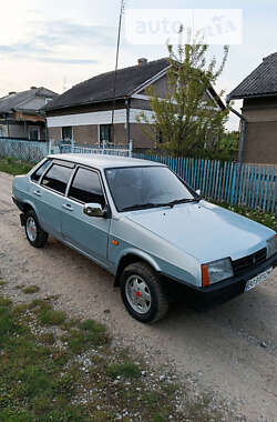 Седан ВАЗ / Lada 21099 2004 в Чорткові