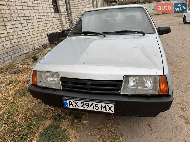 Седан ВАЗ / Lada 21099 2004 в Харкові