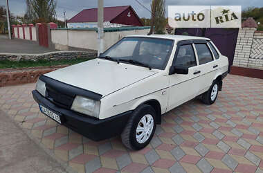 Седан ВАЗ / Lada 21099 1992 в Николаеве