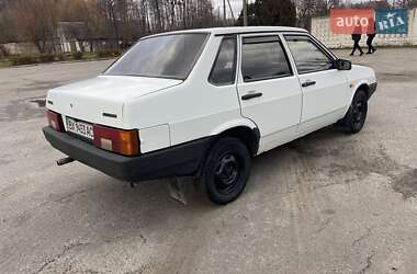 Седан ВАЗ / Lada 21099 2005 в Славуте