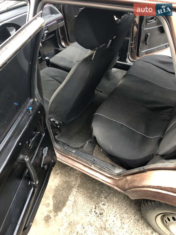 Седан ВАЗ / Lada 21099 1996 в Бурштыне