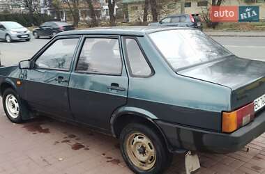 Седан ВАЗ / Lada 21099 2004 в Луцке