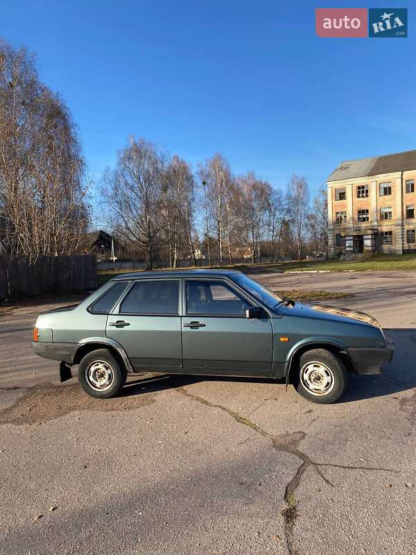 Седан ВАЗ / Lada 21099 2008 в Емильчине