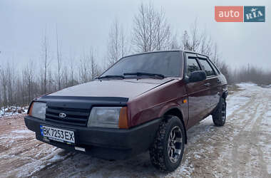 Седан ВАЗ / Lada 21099 2006 в Овруче