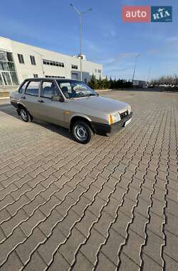 Седан ВАЗ / Lada 21099 2011 в Николаеве