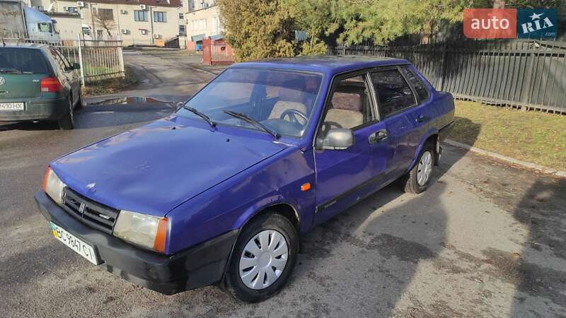 Седан ВАЗ / Lada 21099 2003 в Луцьку