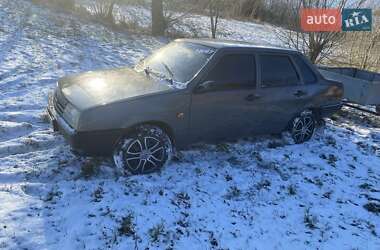 Седан ВАЗ / Lada 21099 2000 в Жовкві