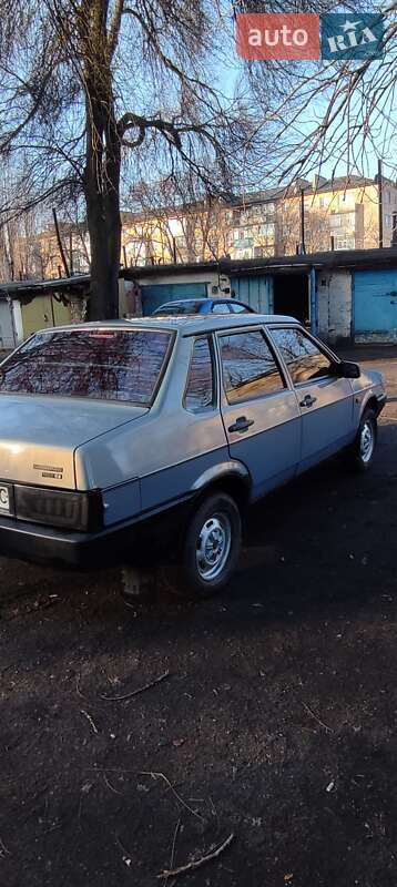 Седан ВАЗ / Lada 21099 2003 в Першотравенську