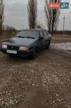 Седан ВАЗ / Lada 21099 2005 в Голованівську