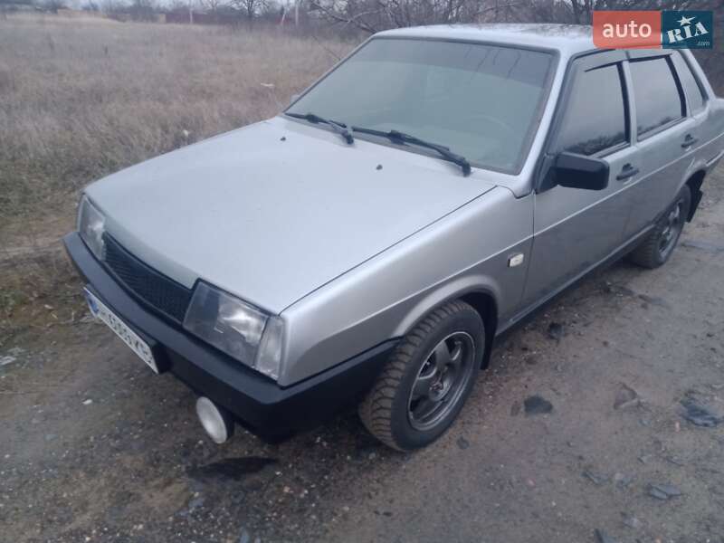 Седан ВАЗ / Lada 21099 2005 в Петрове