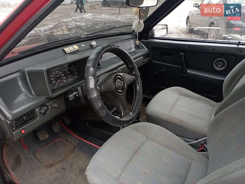 Седан ВАЗ / Lada 21099 1992 в Первомайске