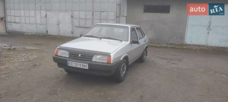 Седан ВАЗ / Lada 21099 2003 в Чернівцях