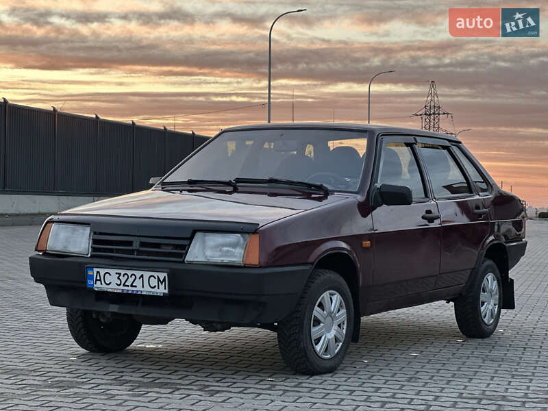 Седан ВАЗ / Lada 21099 2008 в Луцьку