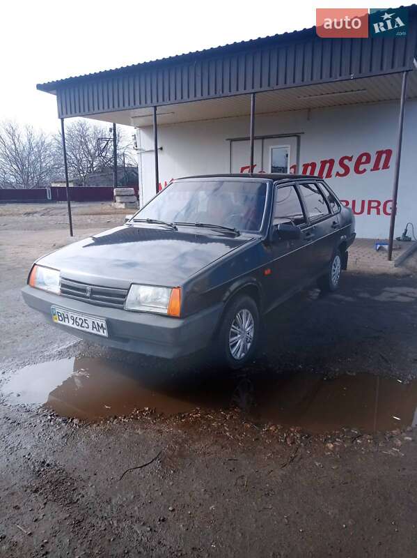 Седан ВАЗ / Lada 21099 2005 в Врадиевке