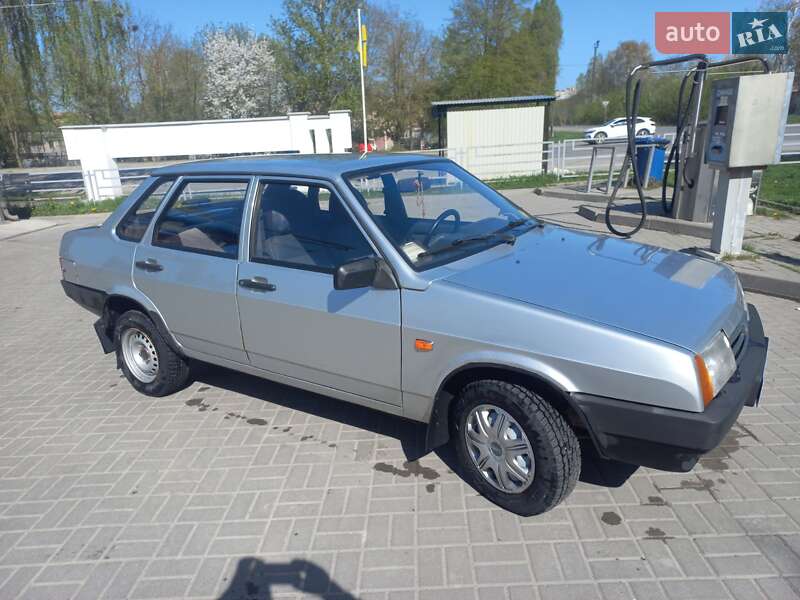 Седан ВАЗ / Lada 21099 2005 в Тернополе