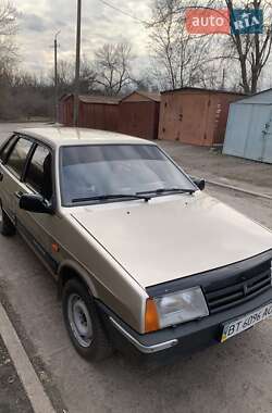 Седан ВАЗ / Lada 21099 2000 в Кривому Розі