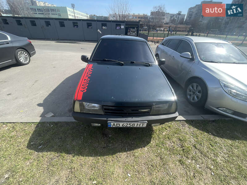 Седан ВАЗ / Lada 21099 2005 в Вінниці