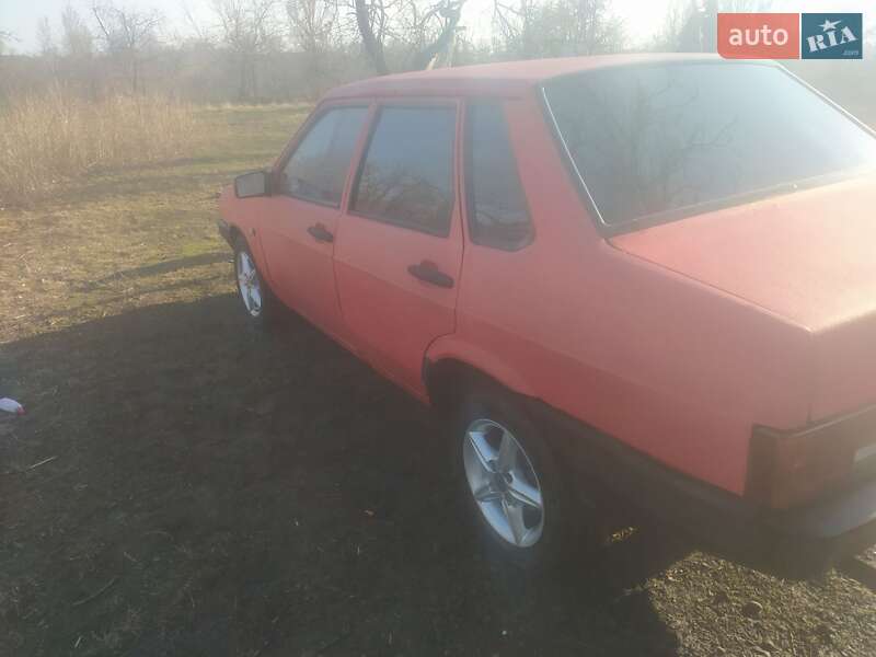 Седан ВАЗ 21099 1995 в 