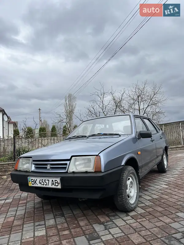 ВАЗ / Lada 21099