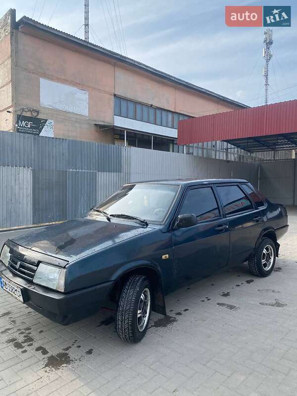 Седан ВАЗ 21099 2005 в 