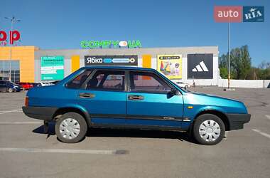 Седан ВАЗ 21099 2001 в 