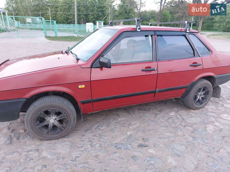Седан ВАЗ / Lada 21099 1998 в Кропивницком